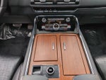 2024 Navigator L Thumbnail 17
