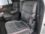 2024 Navigator L Thumbnail 19