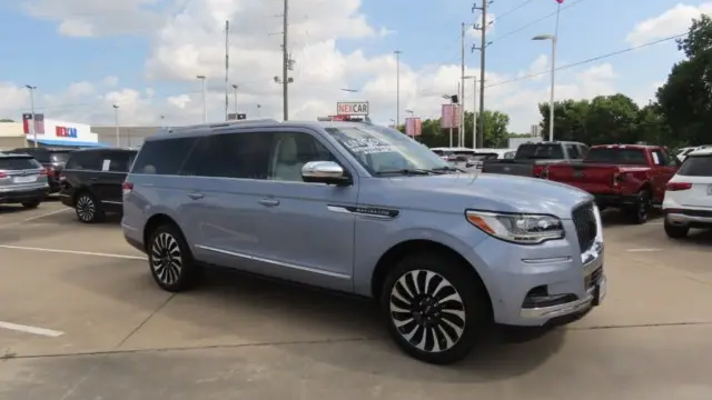 2024 Lincoln Navigator L Black Label