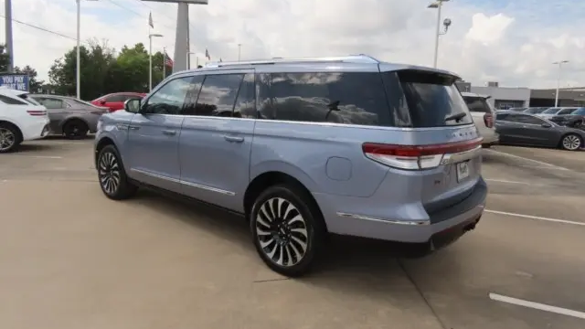 2024 Lincoln Navigator L Black Label