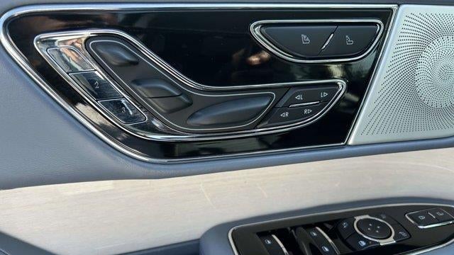 2024 Lincoln Navigator L Black Label