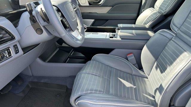 2024 Lincoln Navigator L Black Label