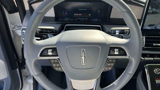 2024 Lincoln Navigator L Black Label