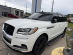 2024 Navigator L Thumbnail 2