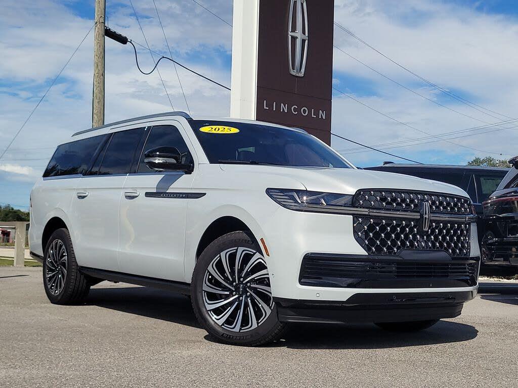 2025 Lincoln Navigator