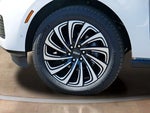 2025 Navigator L Thumbnail 9