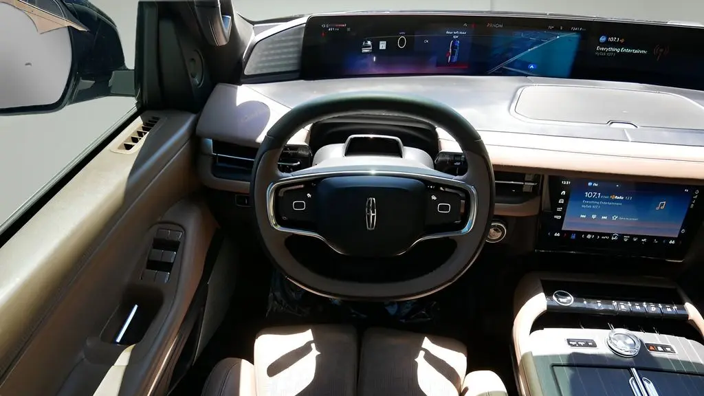 2025 Lincoln Navigator L Black Label