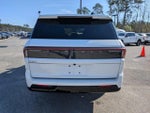 2025 Navigator L Thumbnail 5