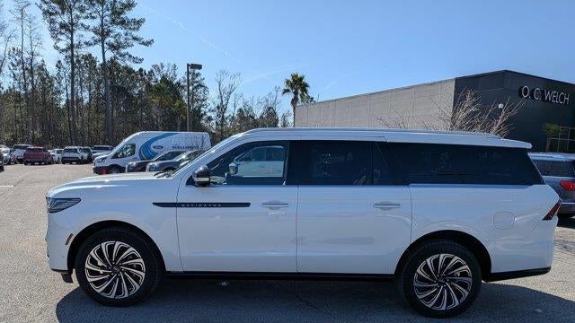2025 Lincoln Navigator L Black Label