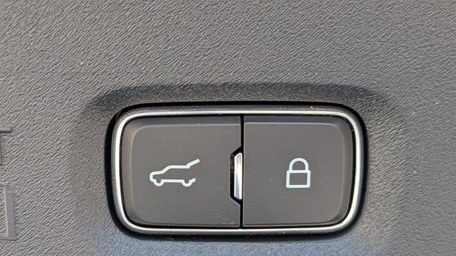 2025 Lincoln Navigator L Black Label