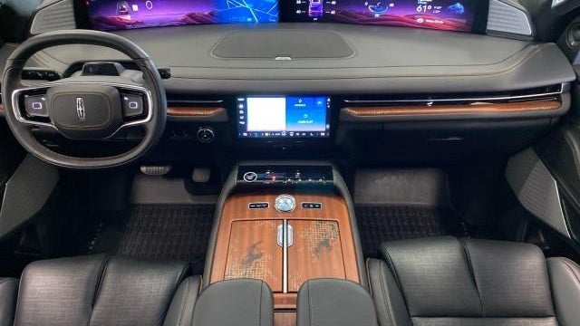 2026 Lincoln Navigator L Black Label