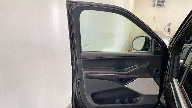 2026 Lincoln Navigator L Black Label
