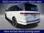 2022 Navigator L Thumbnail 3