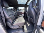 2022 Navigator L Thumbnail 27