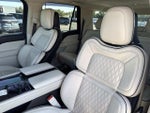 2022 Navigator L Thumbnail 15