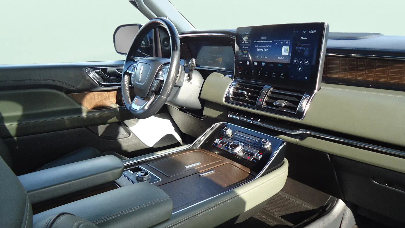 2022 Lincoln Navigator L Black Label
