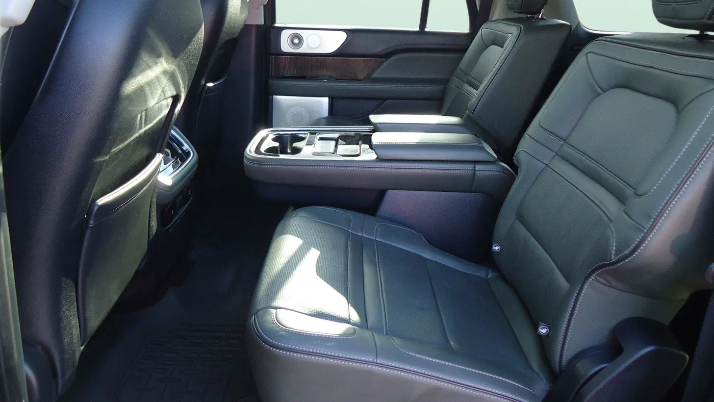 2022 Lincoln Navigator L Black Label