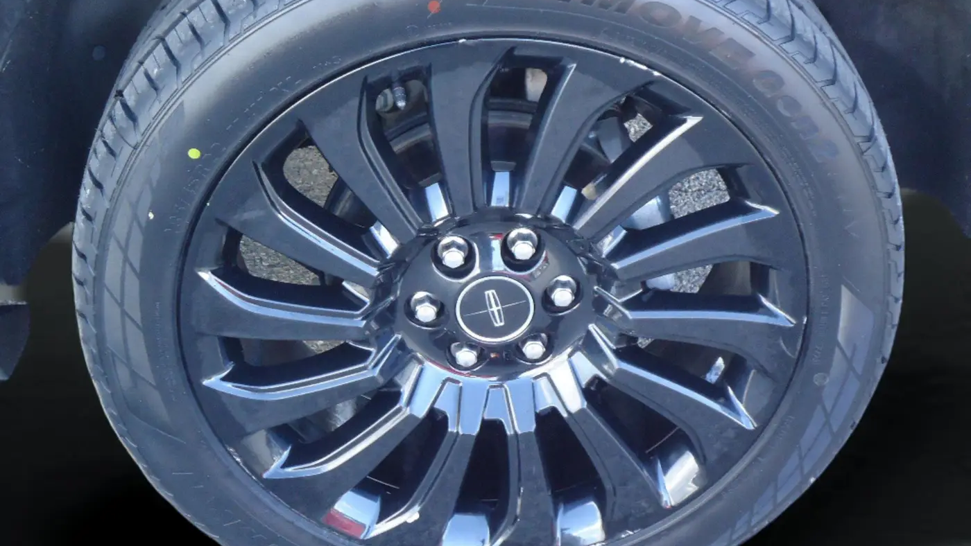 2022 Lincoln Navigator L Black Label
