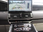 2022 Navigator L Thumbnail 14