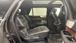 2022 Navigator L Thumbnail 16