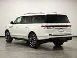 2022 Navigator L Thumbnail 5