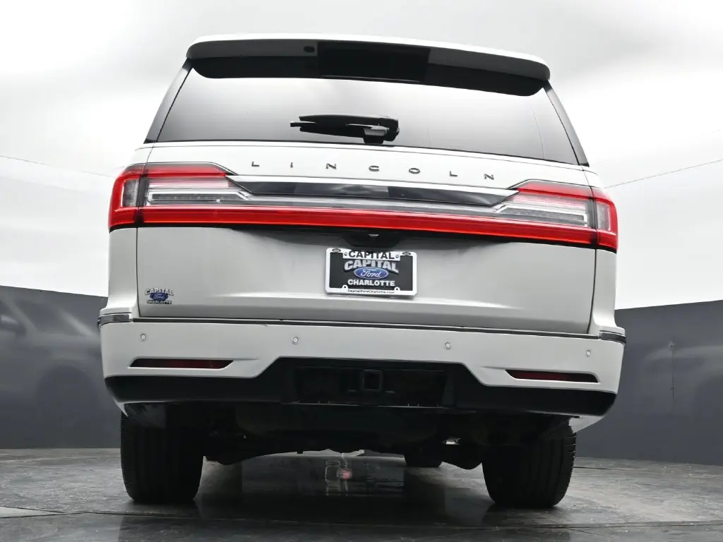 2021 Lincoln Navigator - $41,898