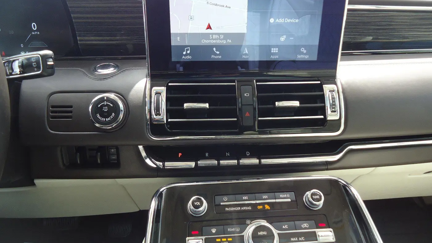 2019 Lincoln Navigator L Black Label