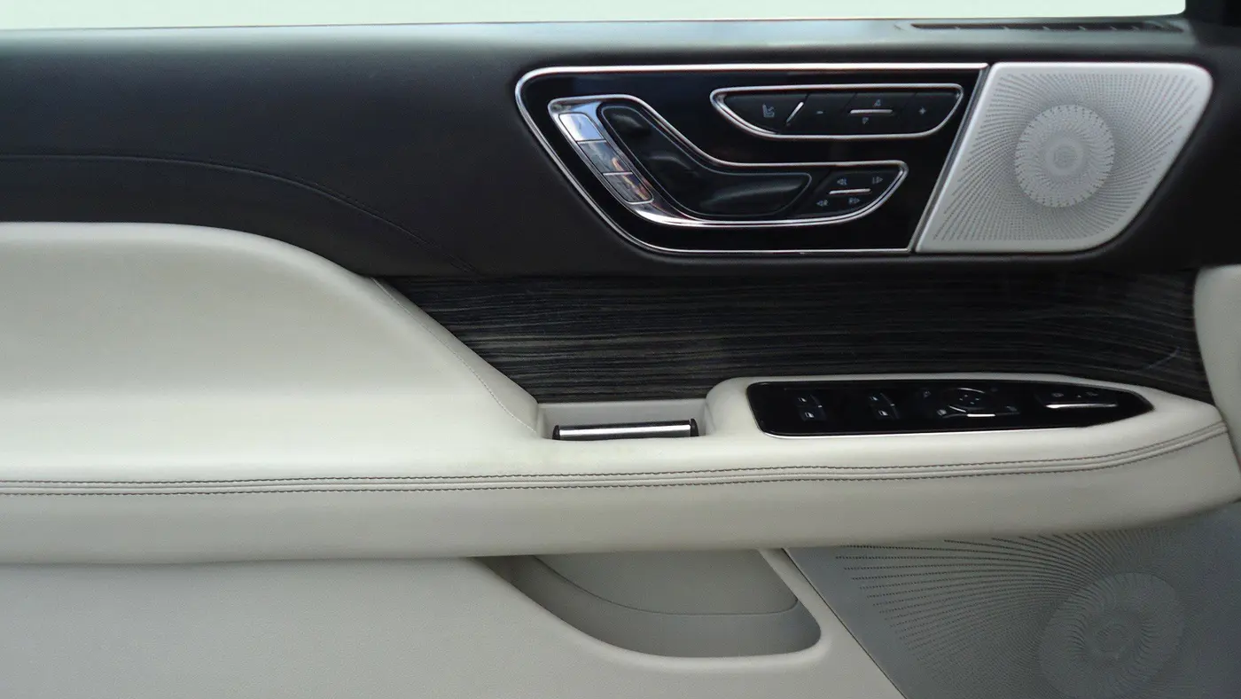 2019 Lincoln Navigator L Black Label