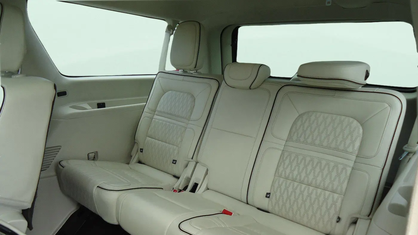 2019 Lincoln Navigator L Black Label