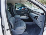2021 Navigator L Thumbnail 3