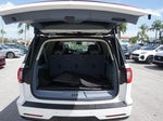 2021 Navigator L Thumbnail 19