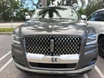 2022 Navigator L Thumbnail 2