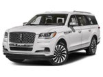2022 Navigator L Thumbnail 1