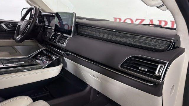 2020 Lincoln Navigator L Black Label