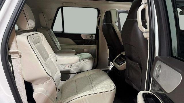 2021 Lincoln Navigator L Black Label