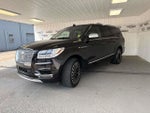2021 Navigator L Thumbnail 4