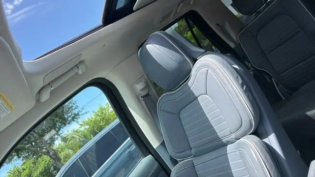 2022 Lincoln Navigator L Black Label