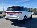 2022 Navigator L Thumbnail 7