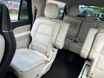 2022 Navigator L Thumbnail 5