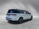 2022 Navigator L Thumbnail 42
