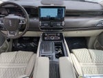 2022 Navigator L Thumbnail 6