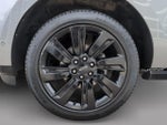 2022 Navigator L Thumbnail 9