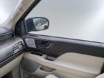 2022 Navigator L Thumbnail 14