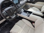 2022 Navigator L Thumbnail 22