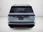 2022 Navigator L Thumbnail 7