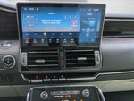 2022 Navigator L Thumbnail 15