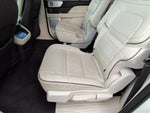 2022 Navigator L Thumbnail 18