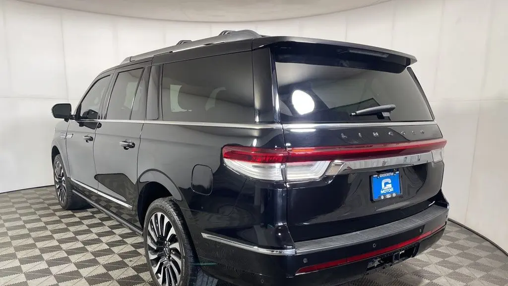 2022 Lincoln Navigator L Black Label