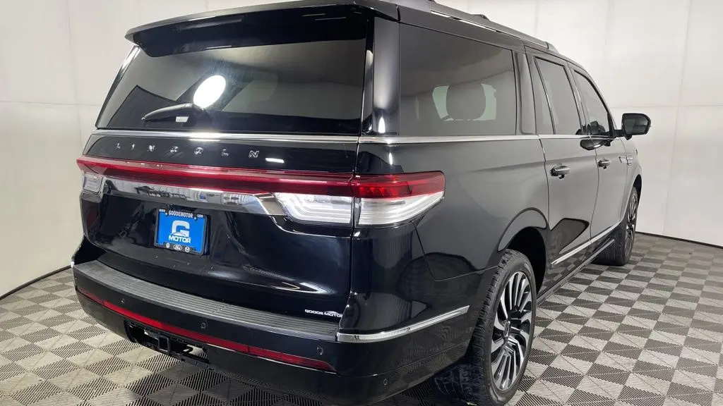 2022 Lincoln Navigator L Black Label
