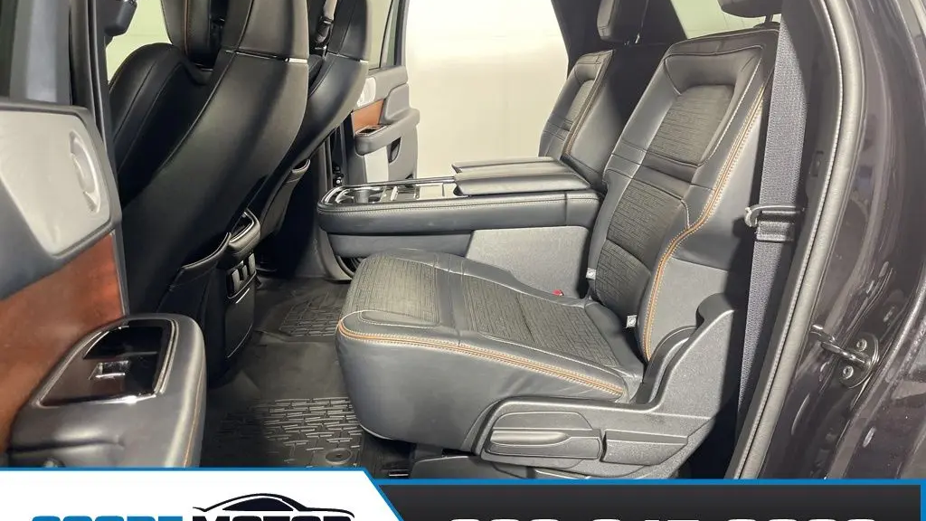 2022 Lincoln Navigator L Black Label